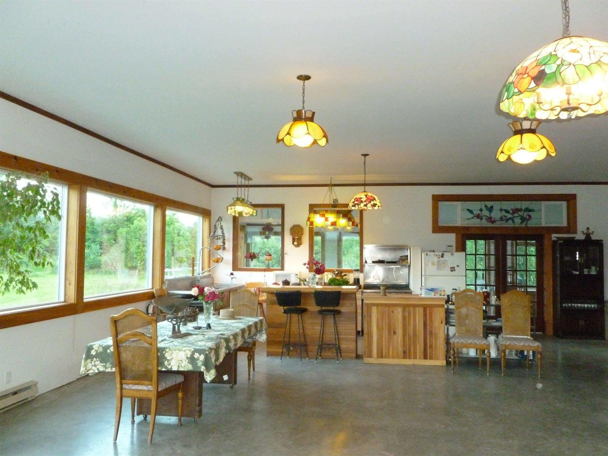 Harrison Hammond House Farmstay Harrison Mills Eksteriør bilde