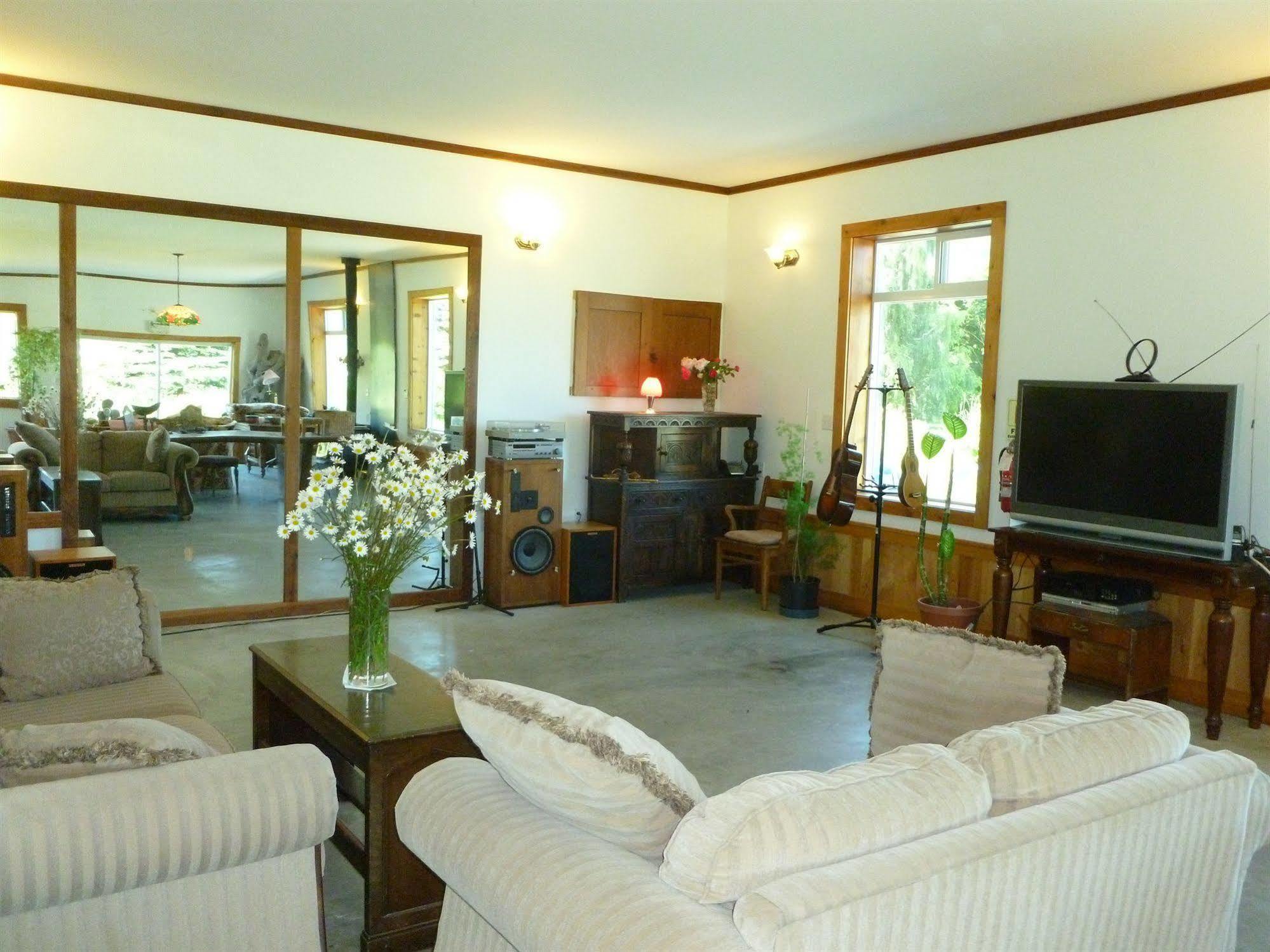 Harrison Hammond House Farmstay Harrison Mills Eksteriør bilde
